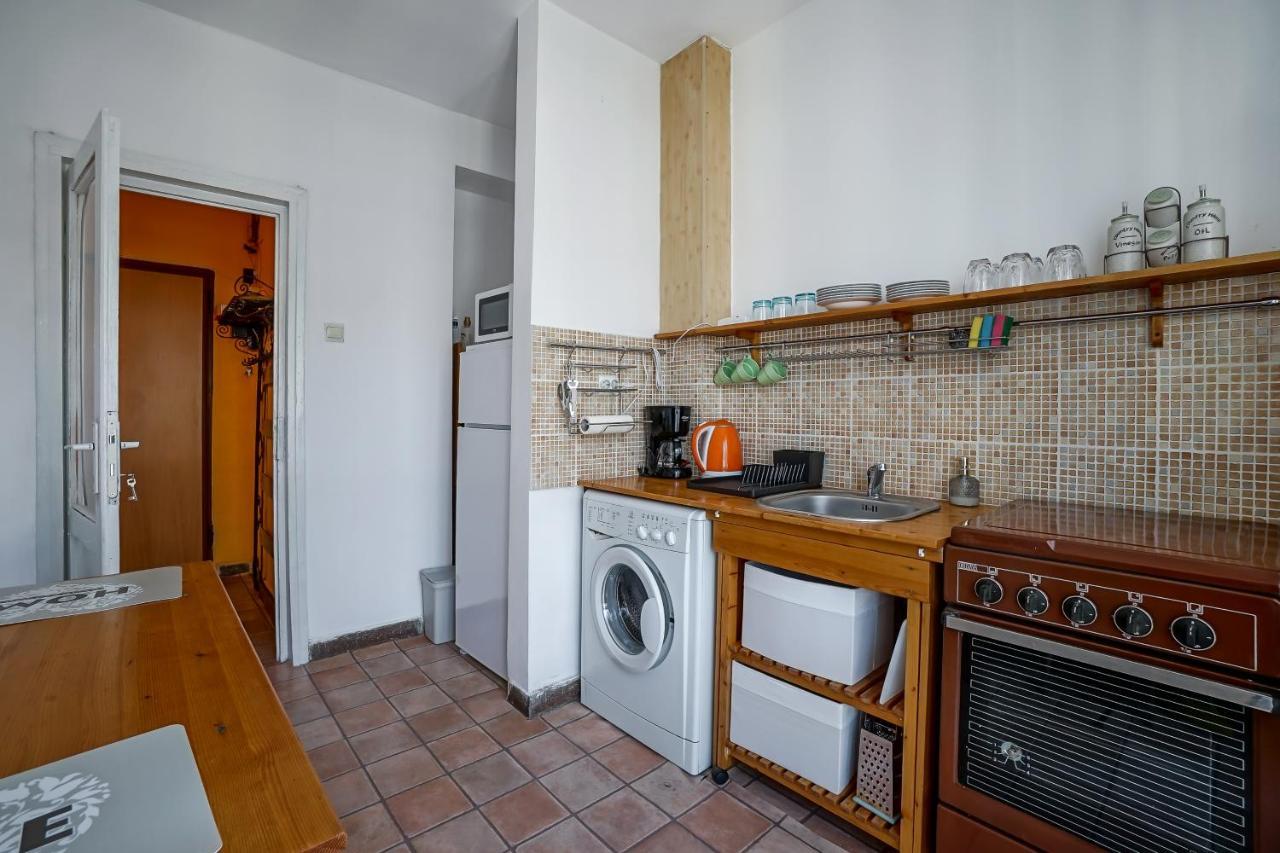 Апартаменты Apartament Universitate - Centrul Vechi Бухарест Экстерьер фото