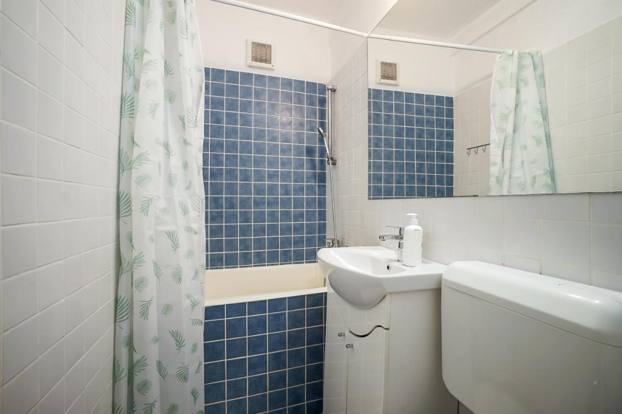 Апартаменты Apartament Universitate - Centrul Vechi Бухарест Экстерьер фото
