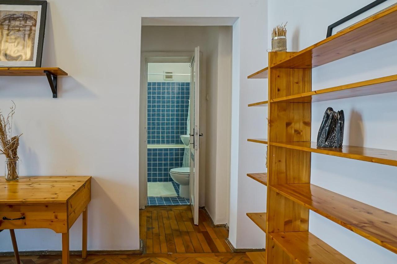 Апартаменты Apartament Universitate - Centrul Vechi Бухарест Экстерьер фото